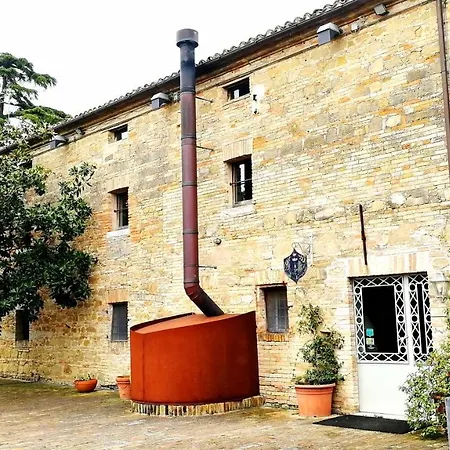 Farm stay In Vecchio Granaio Treia
