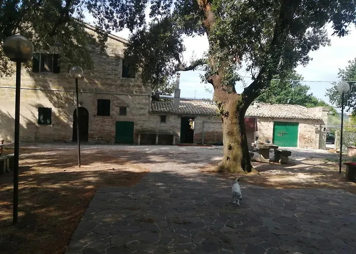 In Luzi Feriegård Treia