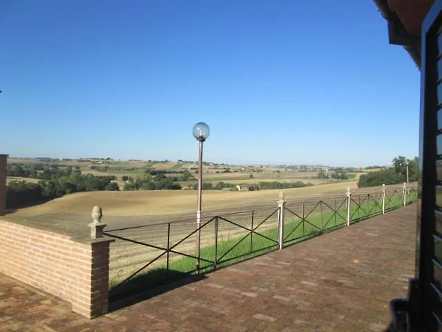 In Luzi Feriegård Treia