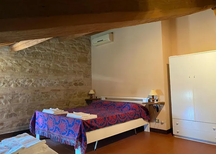 In Luzi Feriegård Treia